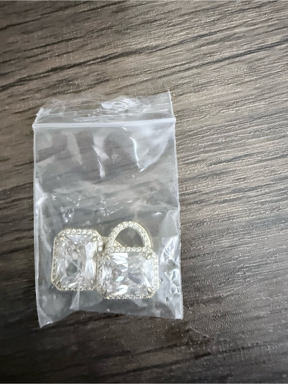 Crystal Accent Charm in Clear/Silver